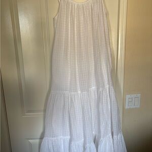 Banana Republic White Maxi Dress, With Pockets, Size Large, Excellent Condition